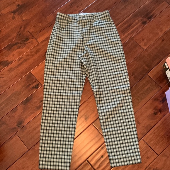 Hollister Ultra High Rise, Plaid Pants - Picture 2 of 7